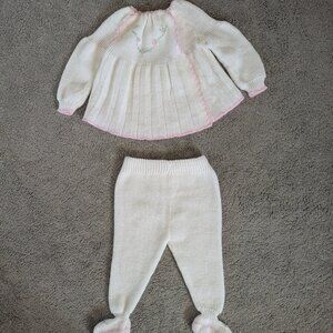 NWOT Welcome Home 100% Acrylic Baby Girls 2 Piece Outfit, 6-9M